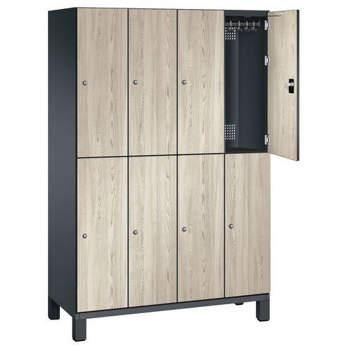 Lockerkast Cambio S6000 op poten deur HPL decor - CP